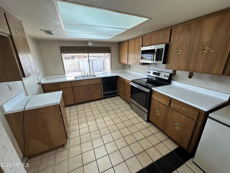 4808 N 63rd Dr, Phoenix, AZ 85033