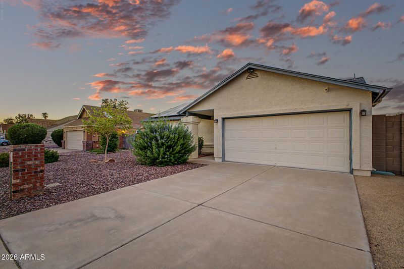 4808 W Mcrae Way, Glendale, AZ 85308