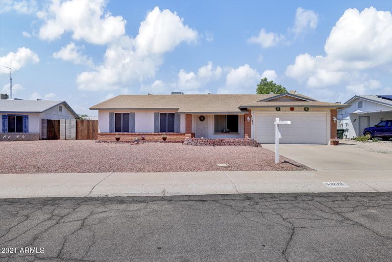 4808 W Villa Rita Dr, Glendale, AZ 85308