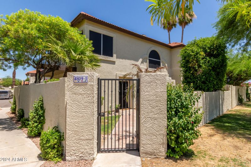 4809 E Hazel Dr #1, Phoenix, AZ 85044