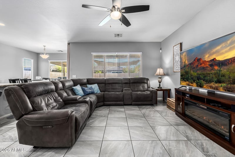 481 Canyon Rock Rd, San Tan Valley, AZ 85143