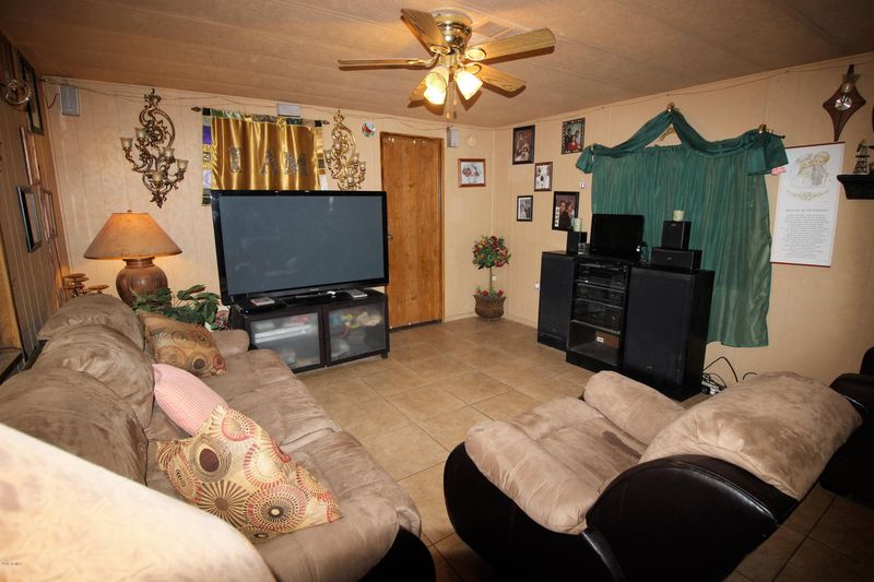 481 S Smythe Dr, Apache Junction, AZ 85120