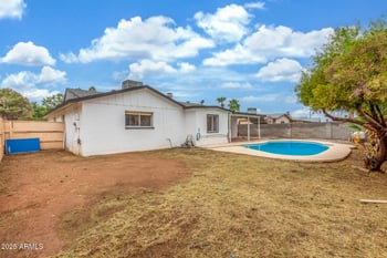 4810 Laurel Ln, Glendale, AZ 85304