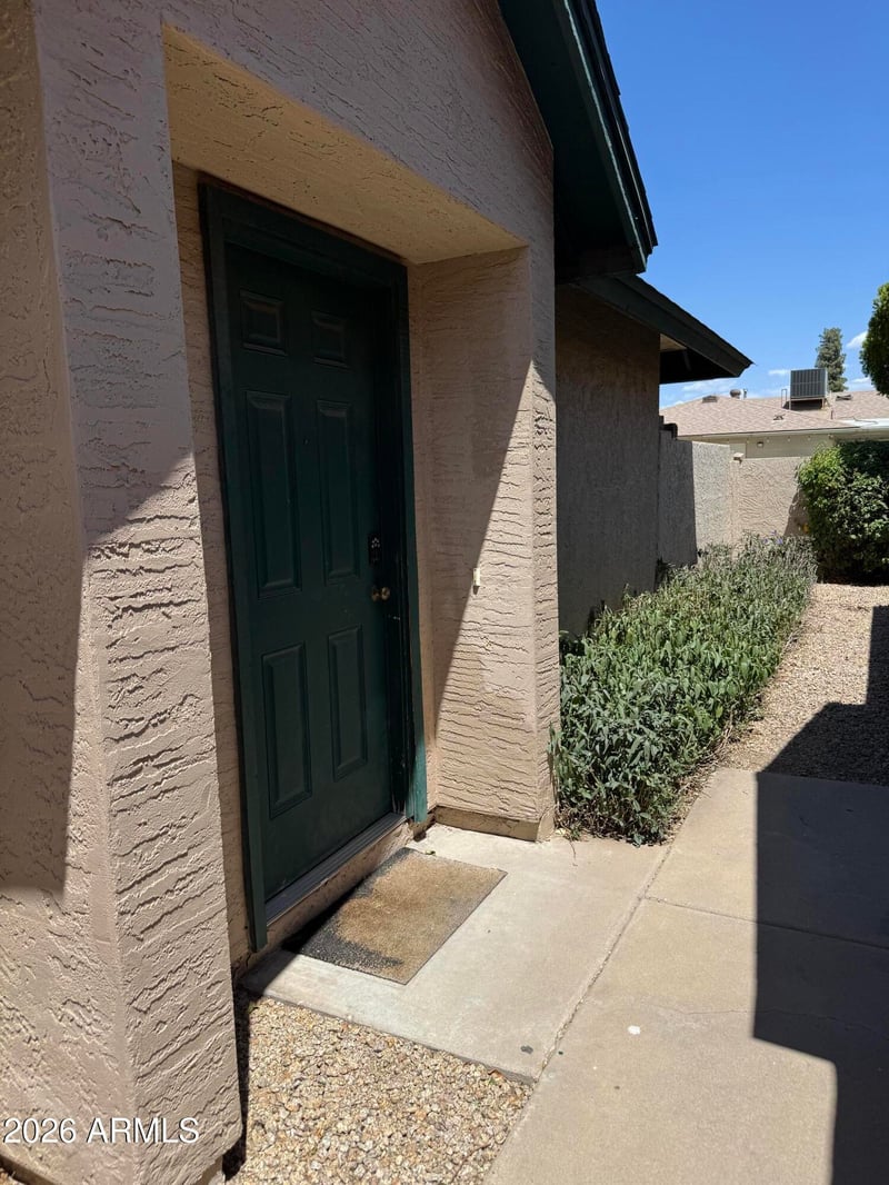 4810 W Manzanita Dr, Glendale, AZ 85302