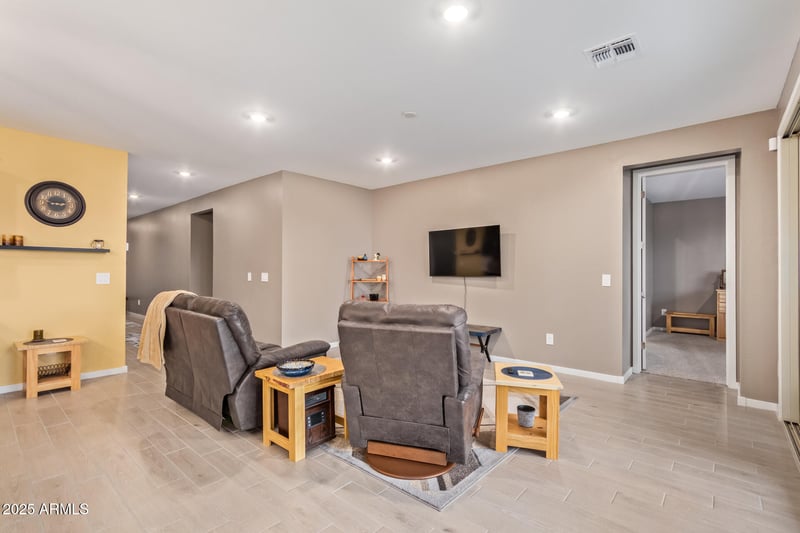 4812 Hunter Trl, San Tan Valley, AZ 85144