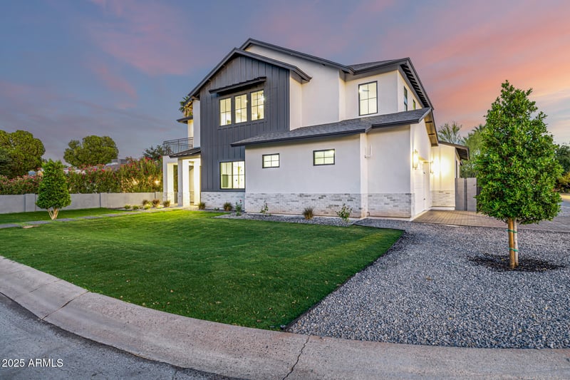4813 Earll Dr, Phoenix, AZ 85018
