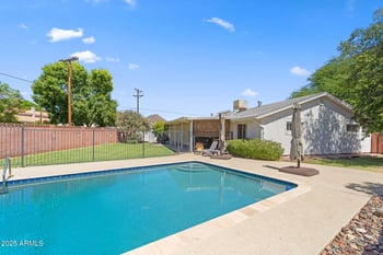 4814 35th St, Phoenix, AZ 85018