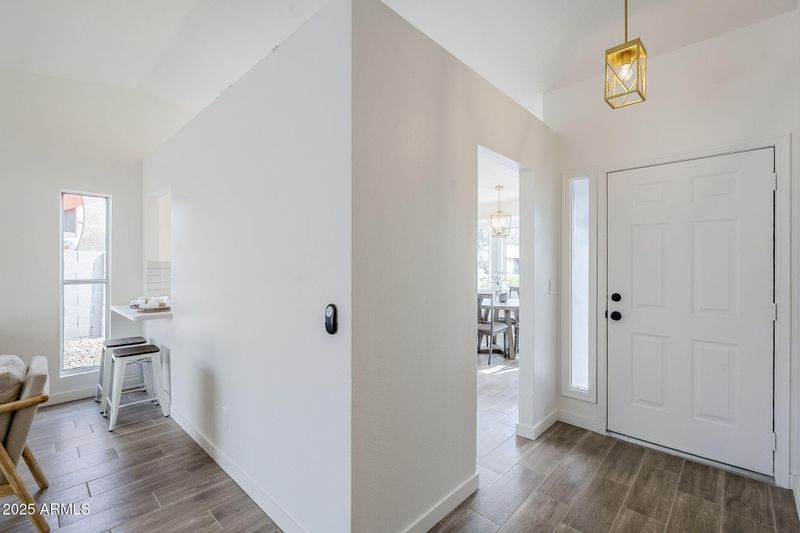 4814 E Pearce Rd, Phoenix, AZ 85044