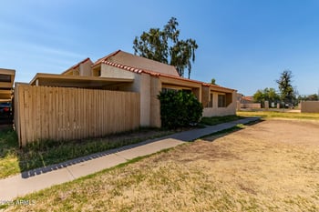4814 Rose Ln, Glendale, AZ 85301