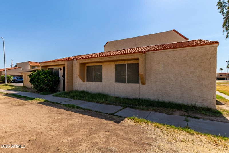 4814 Rose Ln, Glendale, AZ 85301