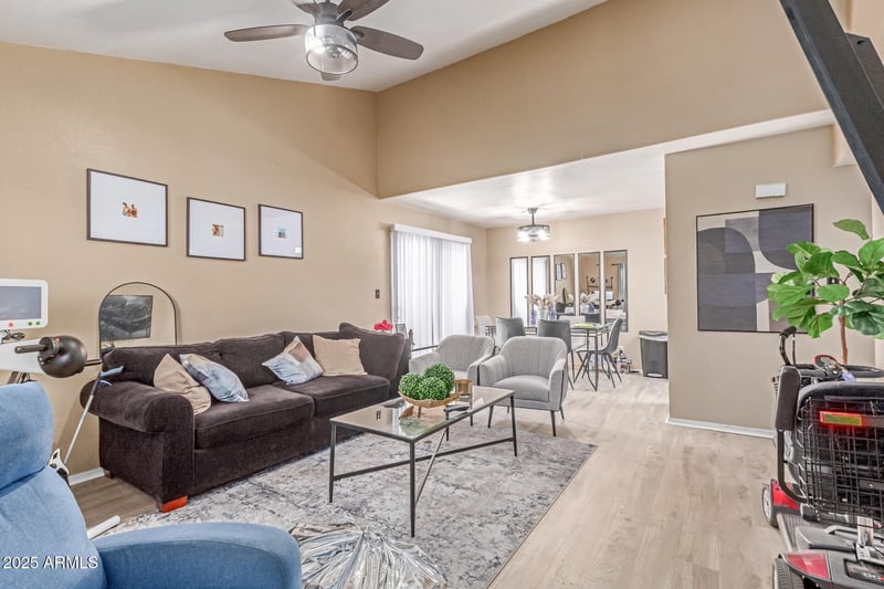 4814 Rose Ln, Glendale, AZ 85301