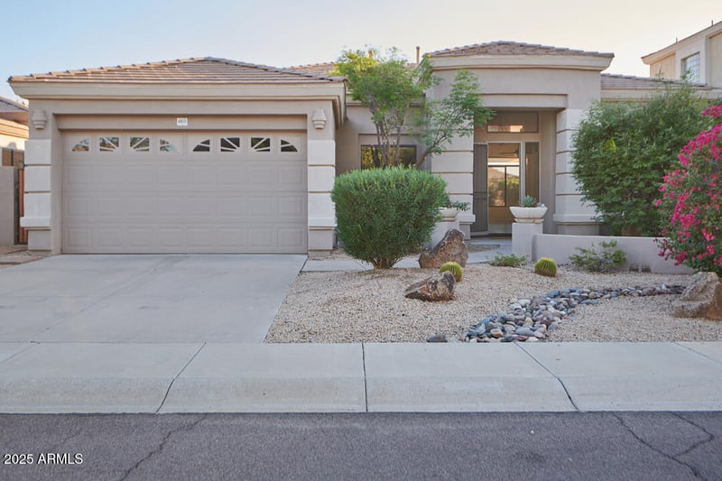 4815 Daley Ln, Phoenix, AZ 85054