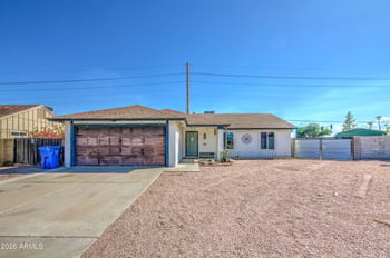 4815 E La Puente Ave, Phoenix, AZ 85044