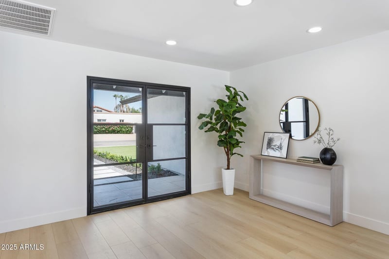 4815 Everett Dr, Scottsdale, AZ 85254