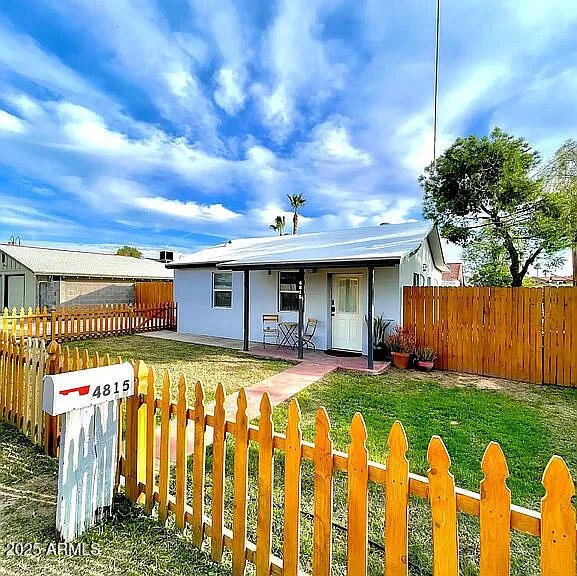 4815 Windsor Ave, Phoenix, AZ 85008