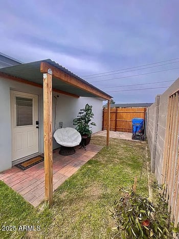 4815 Windsor Ave, Phoenix, AZ 85008