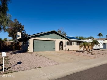 4818 Beverly Ln, Glendale, AZ 85306