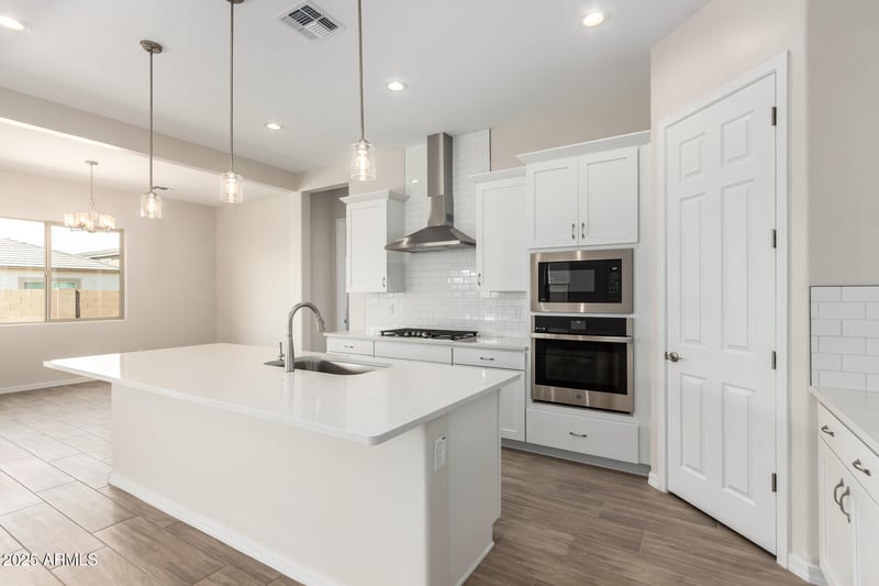 4818 Capistrano Ave, Laveen, AZ 85339