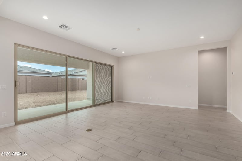 4819 Capistrano Ave, Laveen, AZ 85339