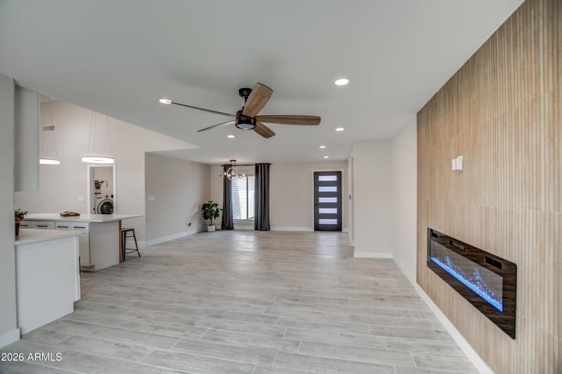 4819 W Dahlia Dr, Glendale, AZ 85304