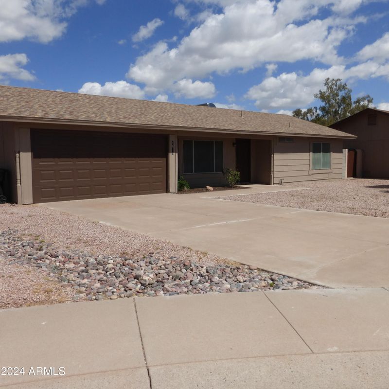 4820 E Navajo Cir, Phoenix, AZ 85044