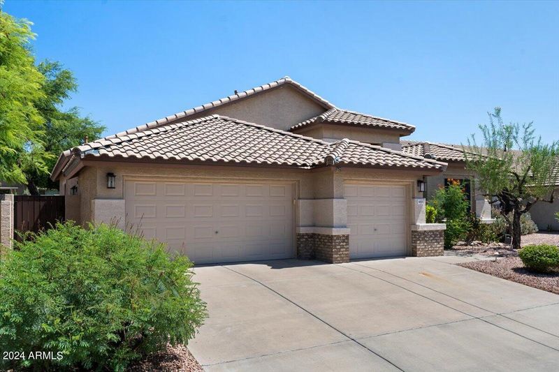 4820 E Williams Dr, Phoenix, AZ 85054