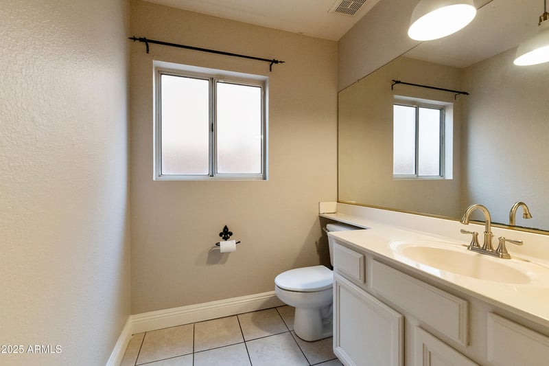 4820 Shannon Ct, Chandler, AZ 85226