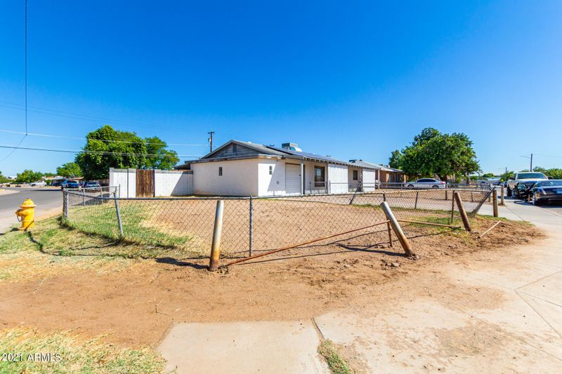 4820 W Hazelwood St, Phoenix, AZ 85031