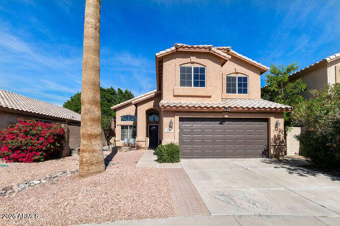 4820 W Shannon Ct, Chandler, AZ 85226