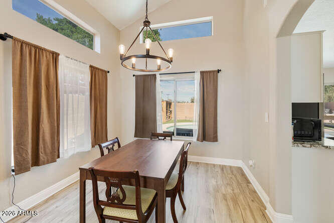 4820 W Shannon Ct, Chandler, AZ 85226