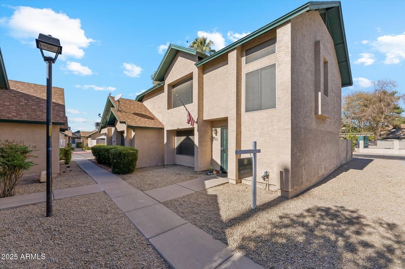 4821 Loma Ln, Glendale, AZ 85302