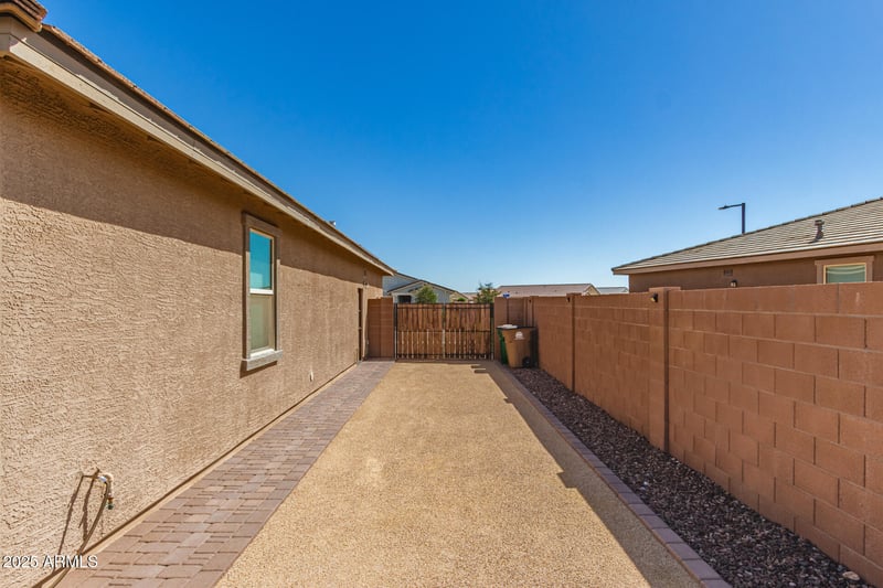 4822 180th Ln, Goodyear, AZ 85395