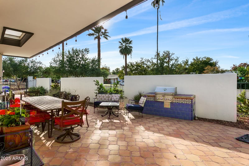 4822 Earll Dr, Phoenix, AZ 85018