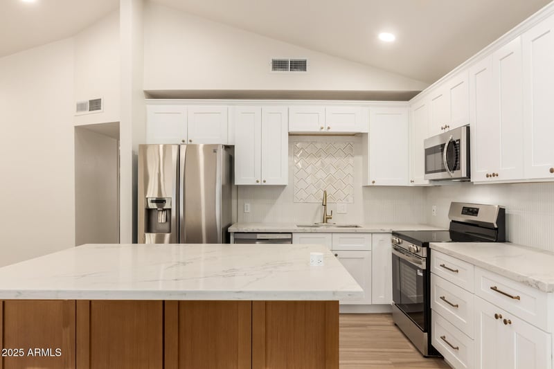 4822 Northern Ave, Glendale, AZ 85301