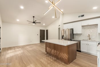 4822 Northern Ave, Glendale, AZ 85301