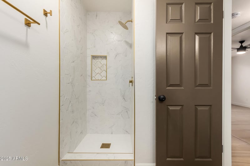 4822 Northern Ave, Glendale, AZ 85301