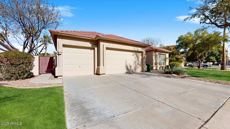 4823 Oleander Dr, Chandler, AZ 85248