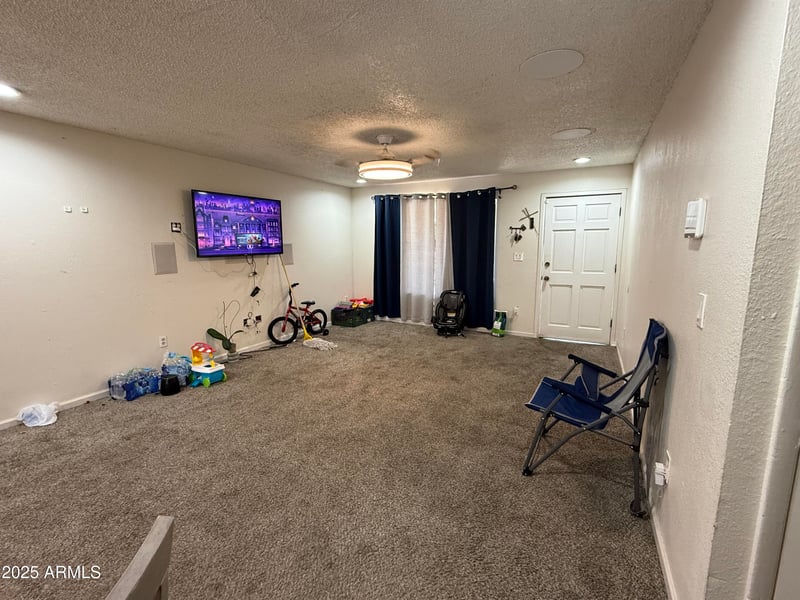 4823 Palm Ln, Phoenix, AZ 85035