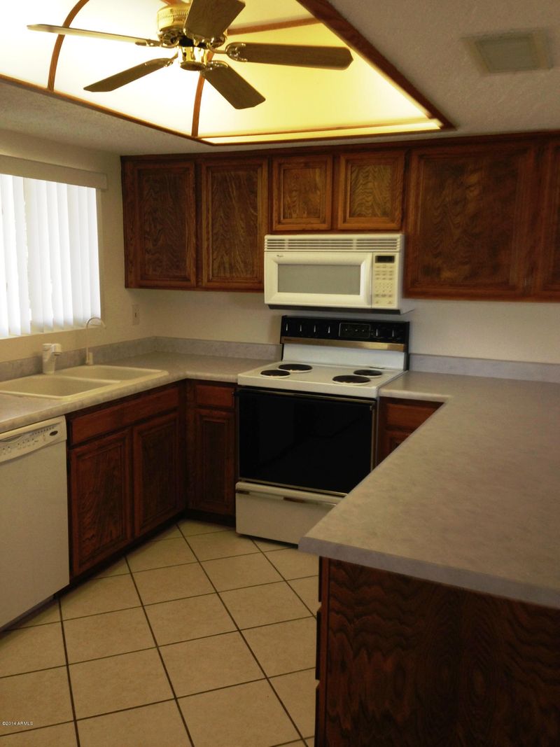 4823 W Cheryl Dr, Glendale, AZ 85302