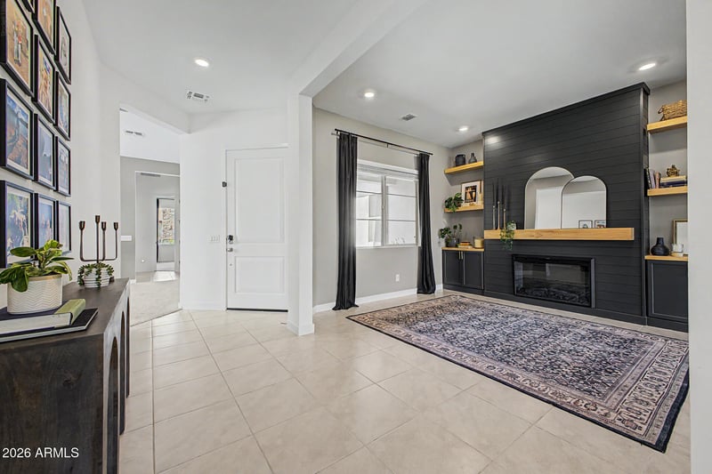 4823 W Flat Iron Ct, Queen Creek, AZ 85144