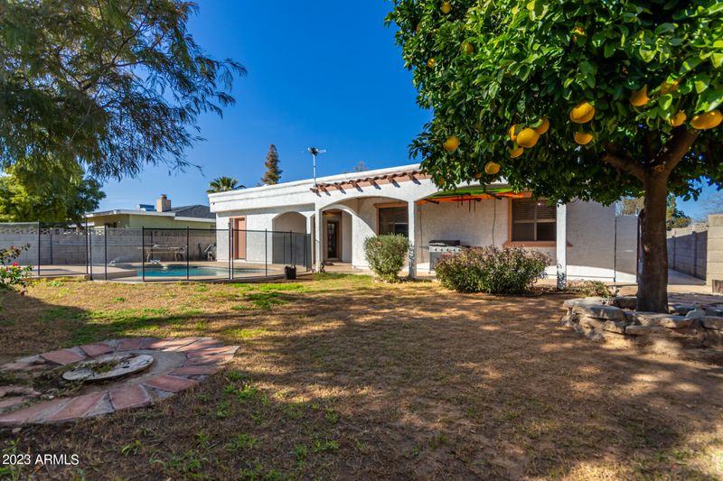 4823 W Hatcher Rd, Glendale, AZ 85302