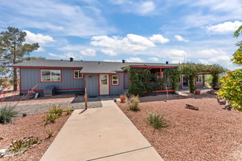 48234 513th Ave, Aguila, AZ 85320