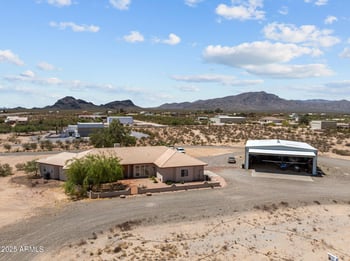 48235 513th Ave, Aguila, AZ 85320