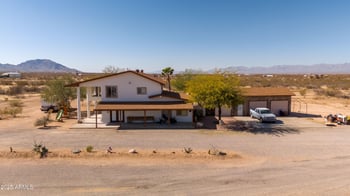 48236 519th Ave, Aguila, AZ 85320