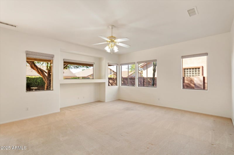 4825 E Kirkland Rd, Phoenix, AZ 85054