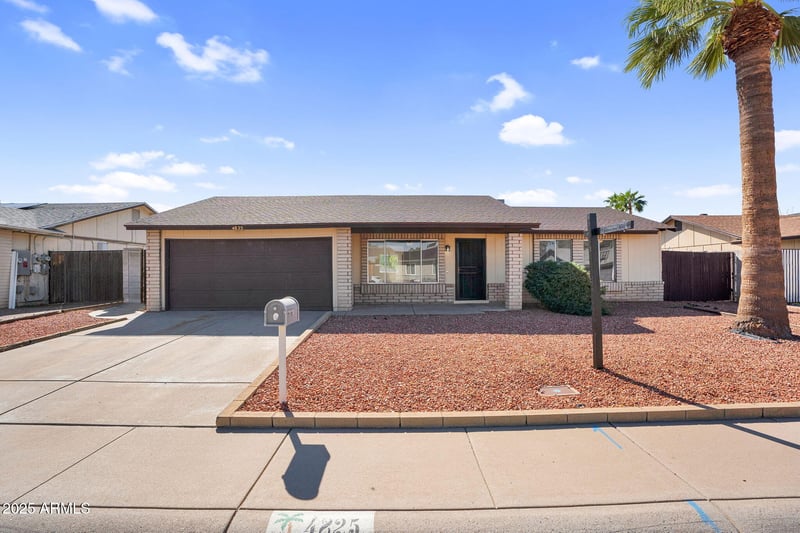 4825 Wagoner Rd, Glendale, AZ 85308