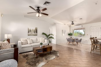 48252 23rd Ave, New River, AZ 85087