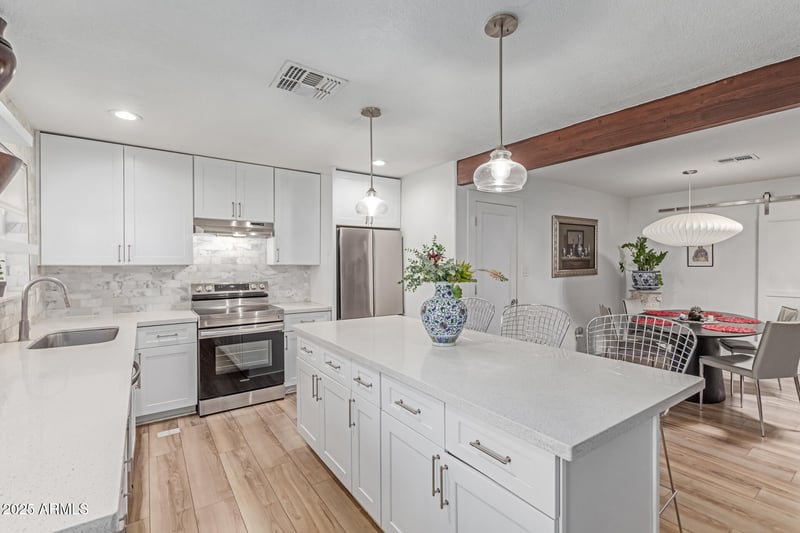 4826 14th Ave, Phoenix, AZ 85013
