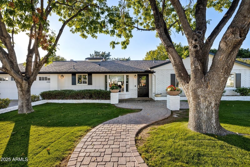 4826 34th Pl, Phoenix, AZ 85018