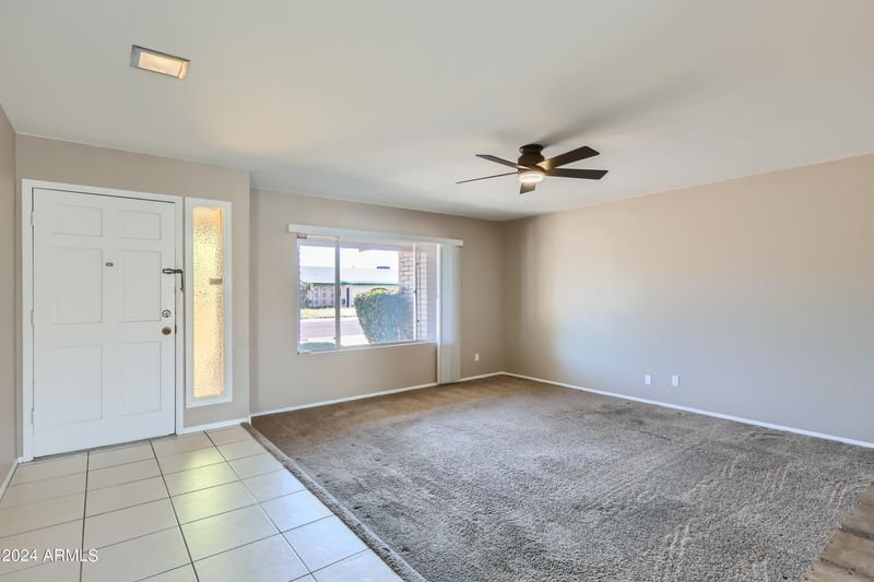 4826 W North Ln, Glendale, AZ 85302